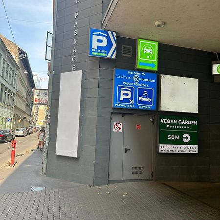 Apartament Enzo Capo Jacuzzi Andrassy Budapeszt Zewnętrze zdjęcie