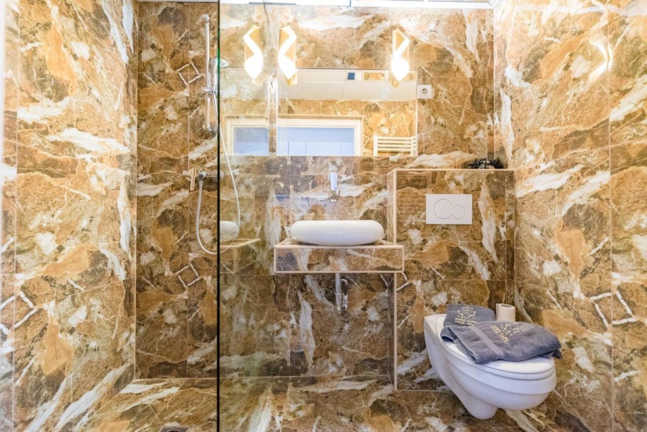 Apartament Enzo Capo Jacuzzi Andrassy Budapeszt Zewnętrze zdjęcie