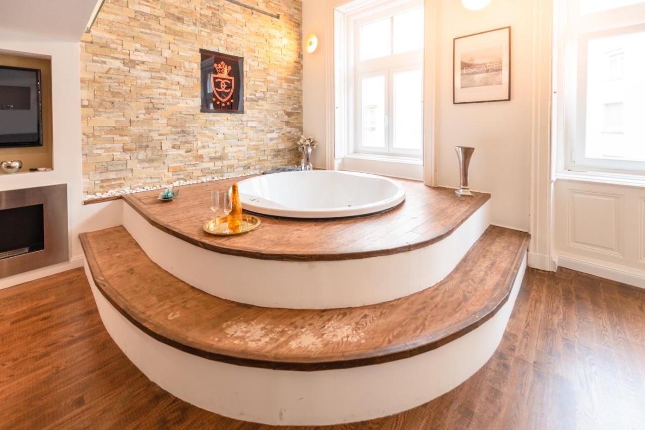 Apartament Enzo Capo Jacuzzi Andrassy Budapeszt Zewnętrze zdjęcie