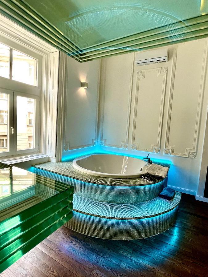 Apartament Enzo Capo Jacuzzi Andrassy Budapeszt Zewnętrze zdjęcie