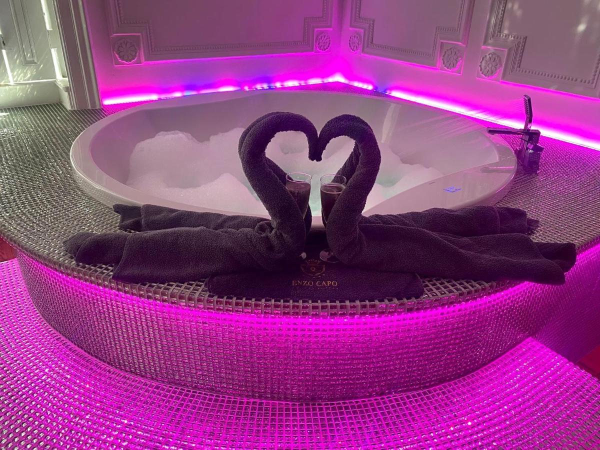 Apartament Enzo Capo Jacuzzi Andrassy Budapeszt Zewnętrze zdjęcie