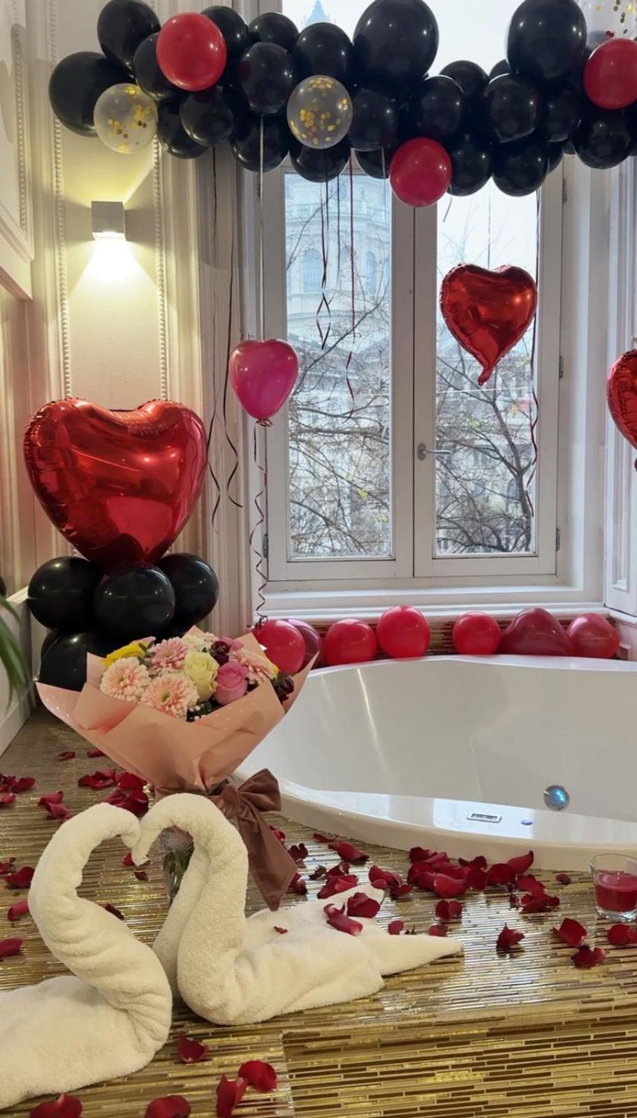 Apartament Enzo Capo Jacuzzi Andrassy Budapeszt Zewnętrze zdjęcie