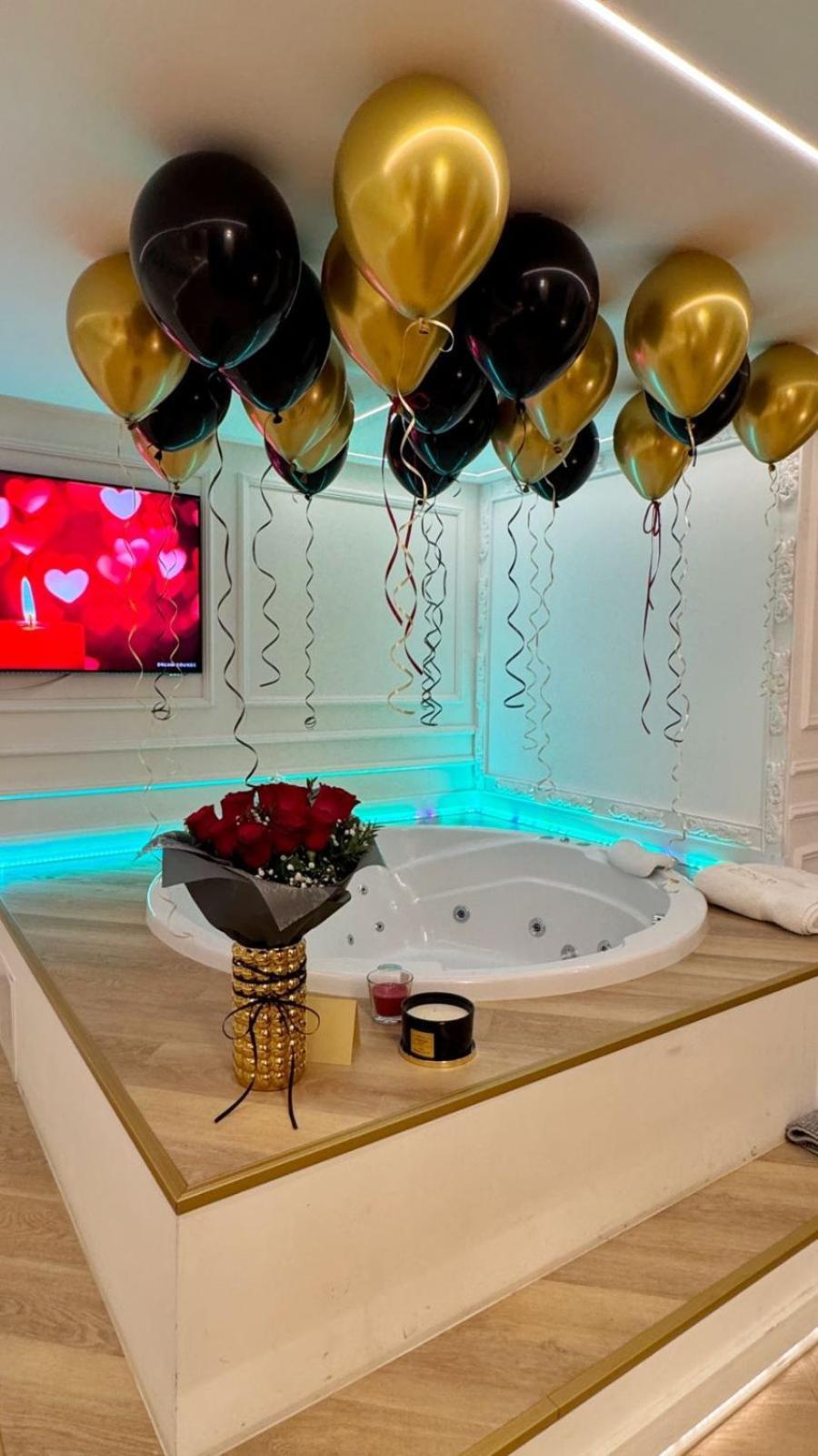 Apartament Enzo Capo Jacuzzi Andrassy Budapeszt Zewnętrze zdjęcie